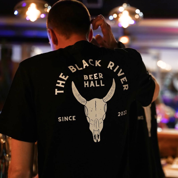 Julien Taranne et Cédric Bastista Pereira du Bar The Black River à Rambouillet, Yvelines (78)